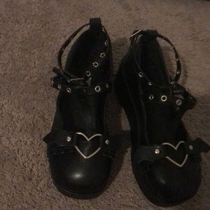Mary Jane Black Alternative Platforms
